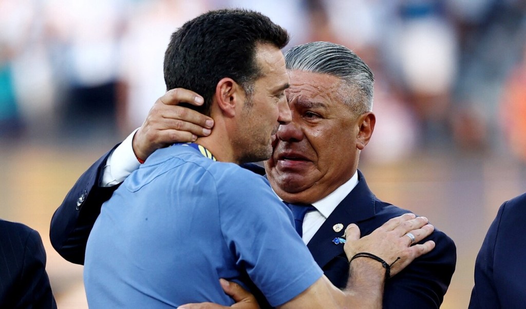 El respaldo a Scaloni crece pese a la derrota en la final del Mundial