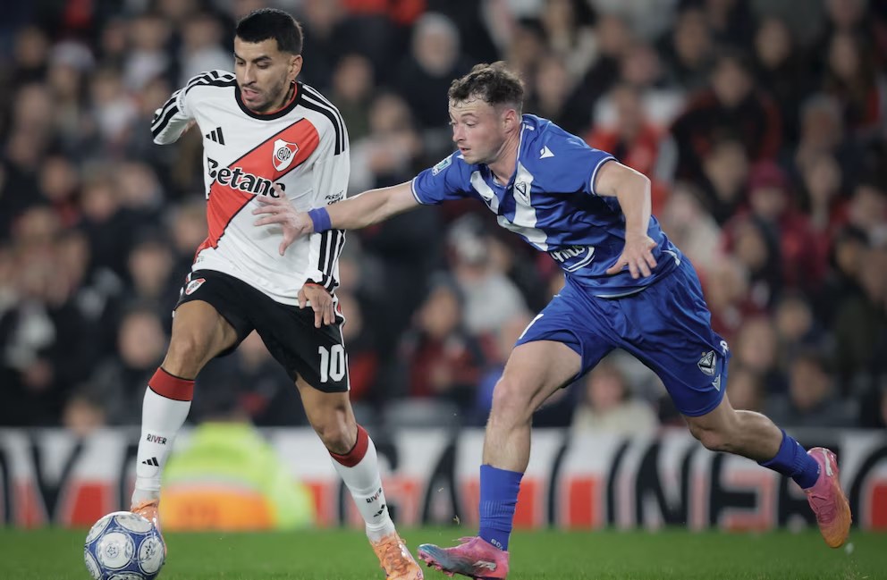 River buscaba recuperarse, pero Vélez le arruinó la fiesta en el&nbsp;Monumental